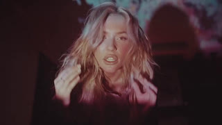 Lennon Stella - Fear Of Being Alone (Official Video 2020)